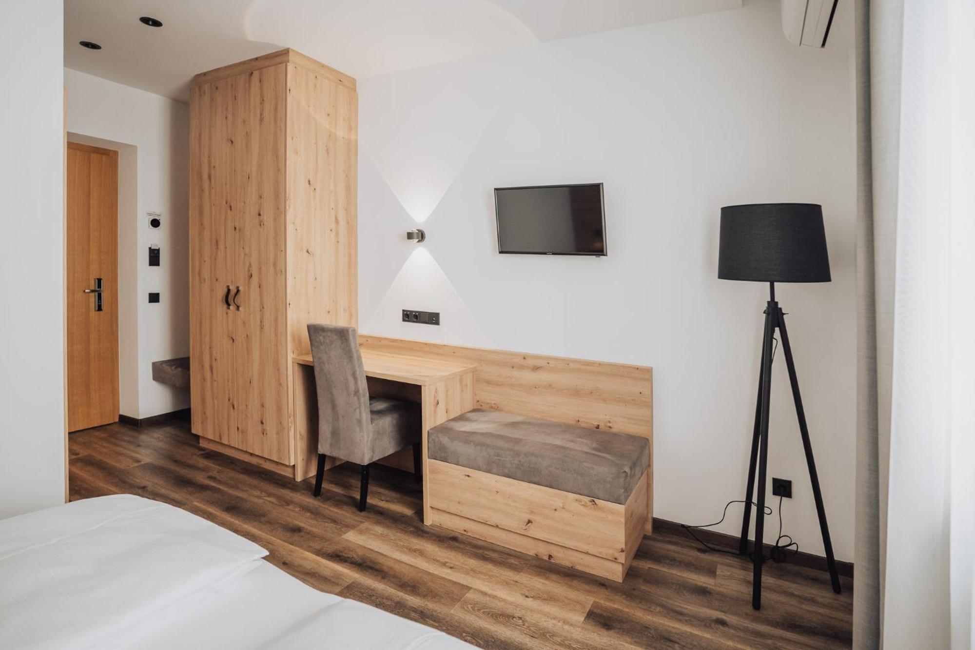 Feichter Hotel & Bistro 볼차노 외부 사진